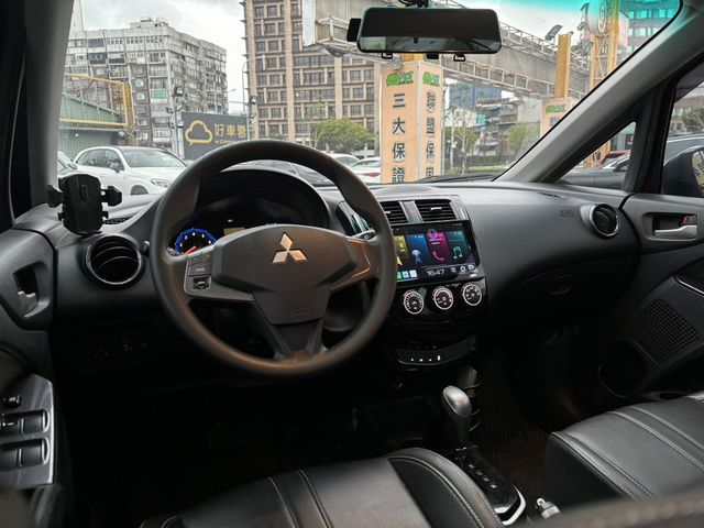 MITSUBISHI三菱 COLT PLUS  第9張相片