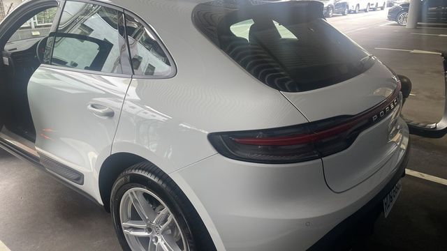 PORSCHE保時捷 MACAN  第7張相片