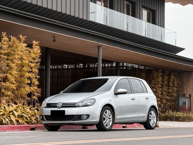VOLKSWAGEN福斯 GOLF  第1張相片