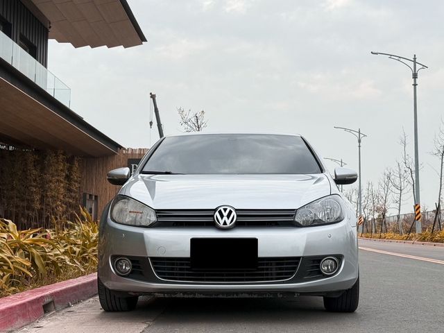 VOLKSWAGEN福斯 GOLF  第5張相片