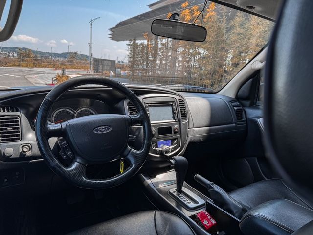 FORD福特 ESCAPE  第6張相片