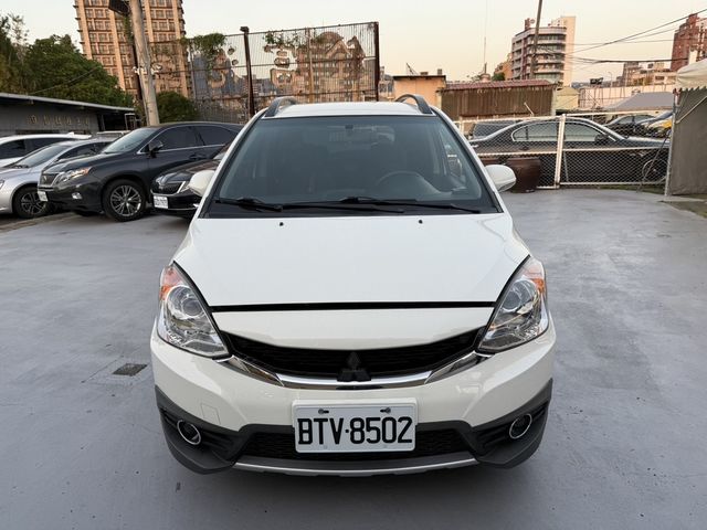 MITSUBISHI三菱 COLT PLUS  第3張相片