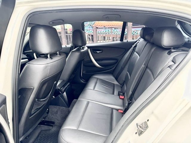 BMW寶馬 118I  第6張相片