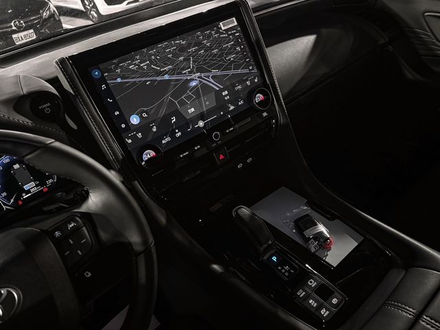 TOYOTA豐田 ALPHARD  第5張相片