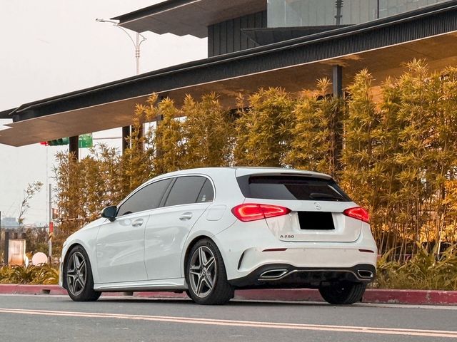 M-BENZ賓士 A250  第3張相片