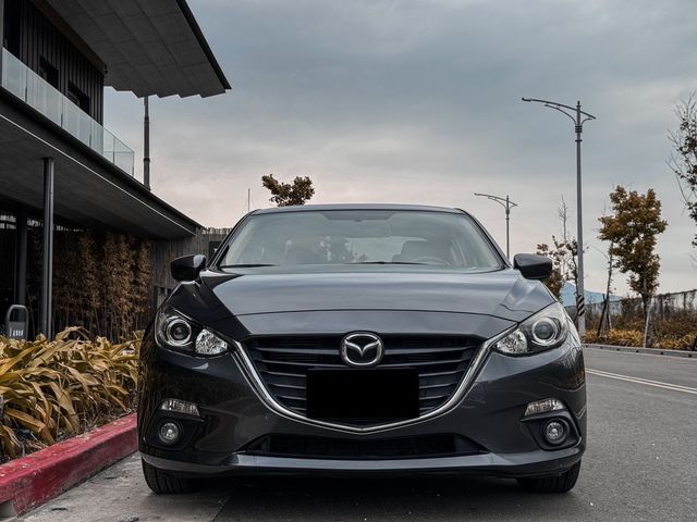 MAZDA馬自達 MAZDA 3  第2張相片