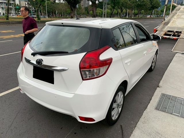 TOYOTA豐田 YARIS  第2張相片