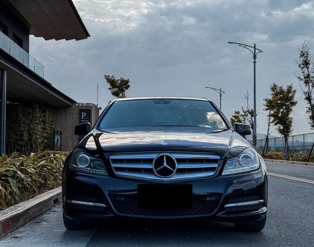 M-BENZ賓士 C200  第2張相片