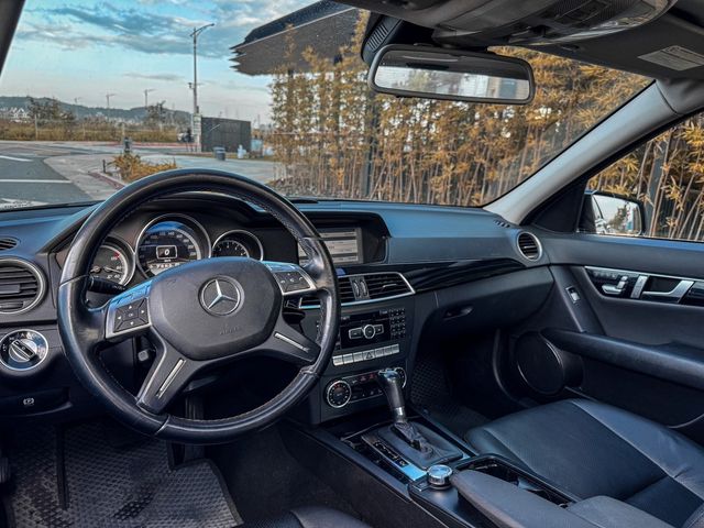 M-BENZ賓士 C200  第6張相片