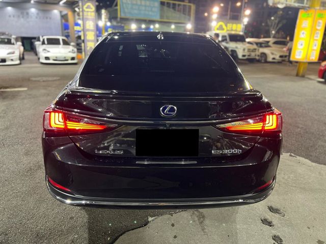 LEXUS凌志 ES300H  第3張相片