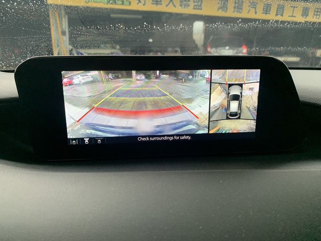 MAZDA馬自達 MAZDA 3  第7張相片