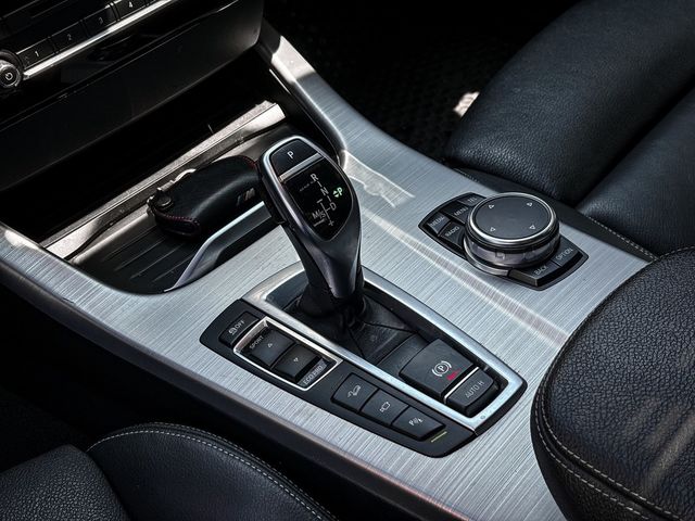 BMW寶馬 X4 XDRIVE28I  第7張相片