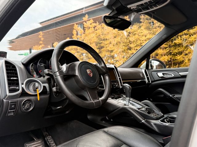 PORSCHE保時捷 CAYENNE  第5張相片