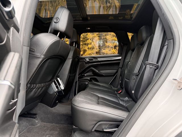 PORSCHE保時捷 CAYENNE  第6張相片
