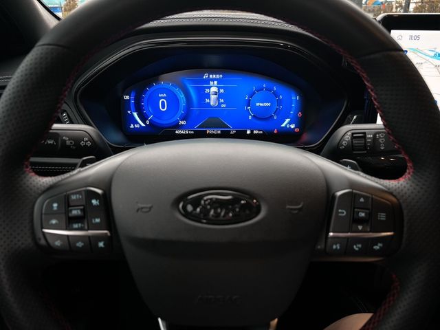 FORD福特 FOCUS ST WAGON  第13張相片