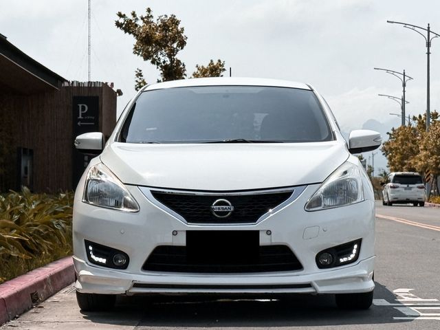 NISSAN日產 TIIDA  第2張相片