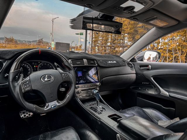 LEXUS凌志 IS250  第9張相片