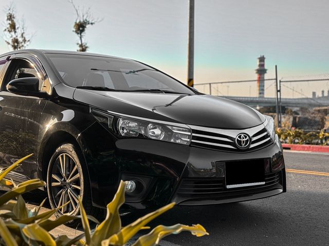 TOYOTA豐田 ALTIS  第3張相片