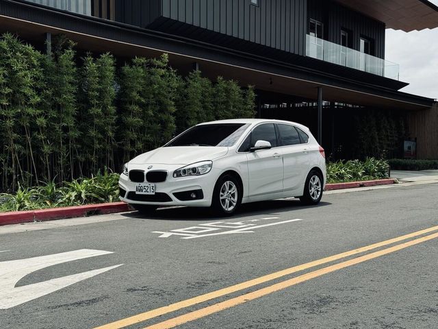 BMW寶馬 218I  第1張相片