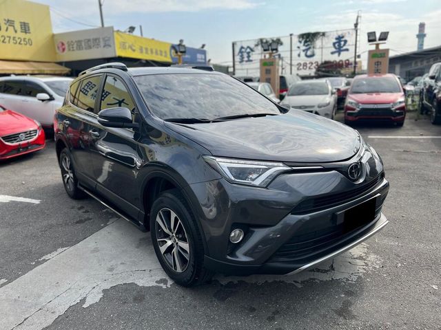 TOYOTA豐田 RAV4  第2張相片