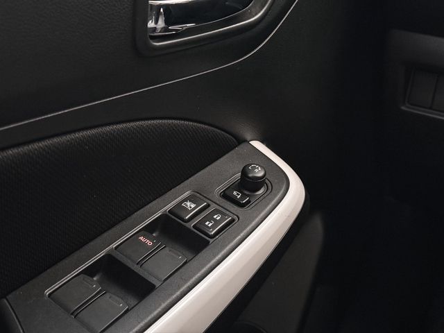 SUZUKI鈴木 SWIFT  第11張相片