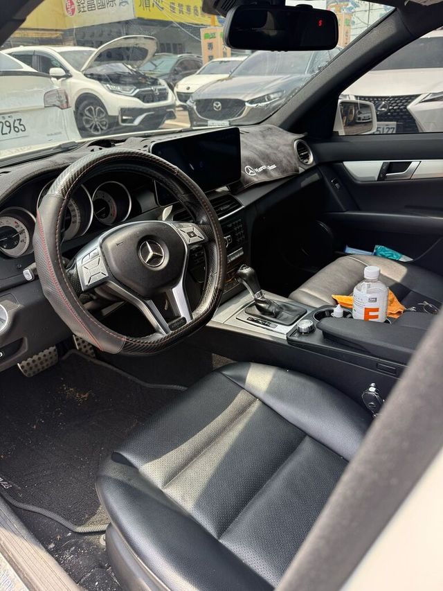M-BENZ賓士 C250  第5張相片