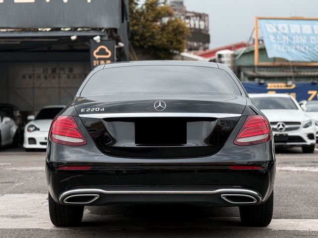 M-BENZ賓士 E220D  第5張相片