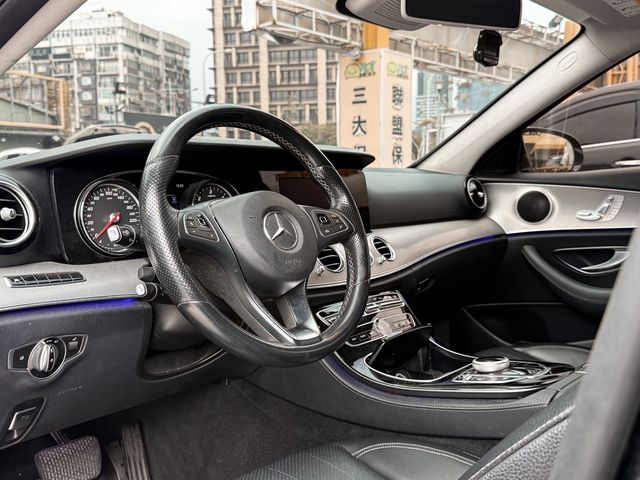 M-BENZ賓士 E220D  第7張相片