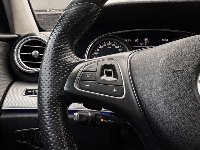 M-BENZ賓士 E220D  第9張相片