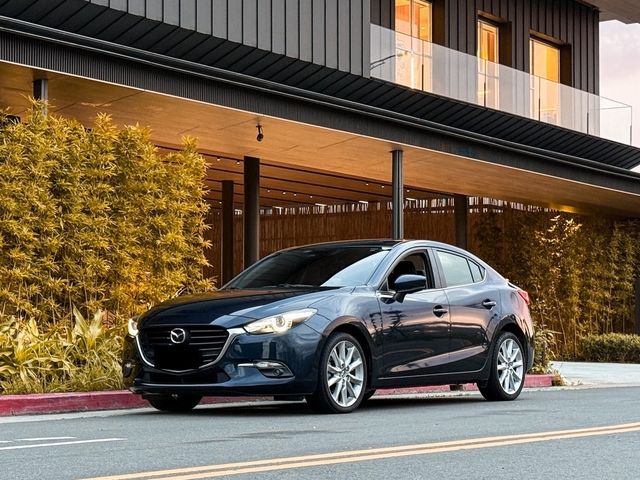 MAZDA馬自達 MAZDA 3  第1張相片