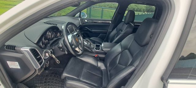 PORSCHE保時捷 CAYENNE  第5張相片