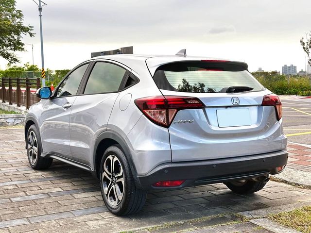 HONDA本田 HR-V  第6張相片