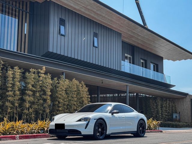 PORSCHE保時捷 TAYCAN  第1張相片