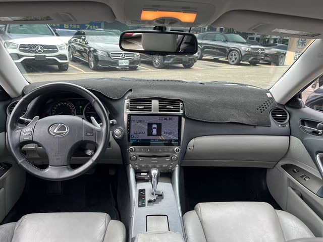 LEXUS凌志 IS250  第9張相片