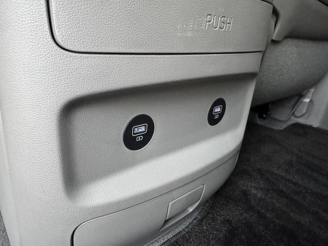 HYUNDAI現代 STARIA  第10張相片