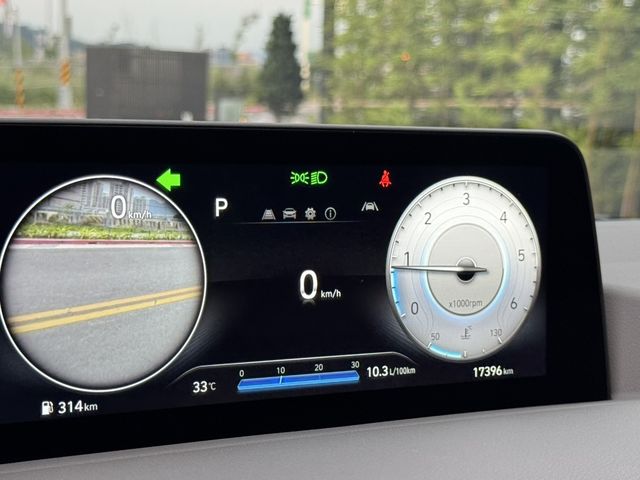 HYUNDAI現代 STARIA  第14張相片