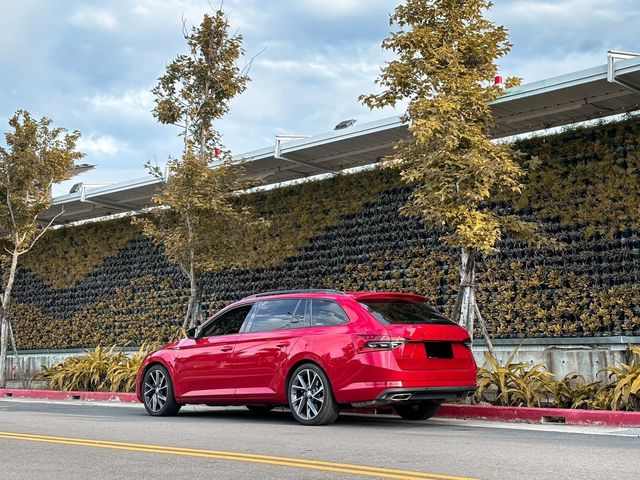 SKODA司科達 SUPERB COMBI  第5張相片