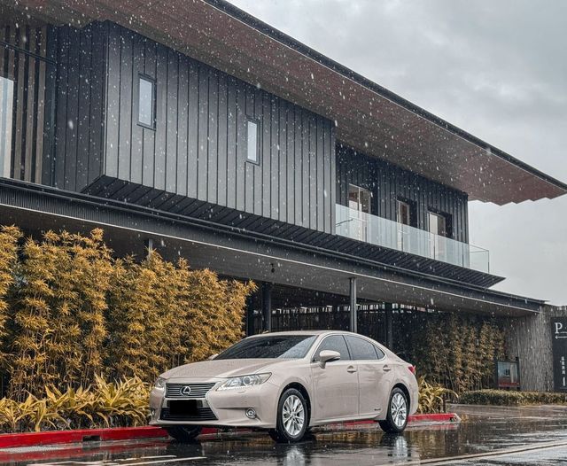 LEXUS凌志 ES300H