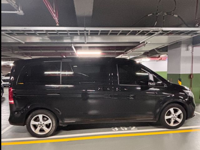 M-BENZ賓士 V220 D  第2張相片