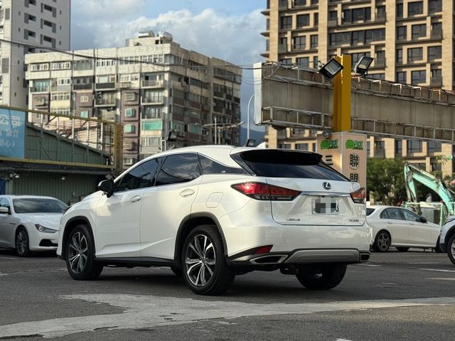LEXUS凌志 RX300  第2張相片