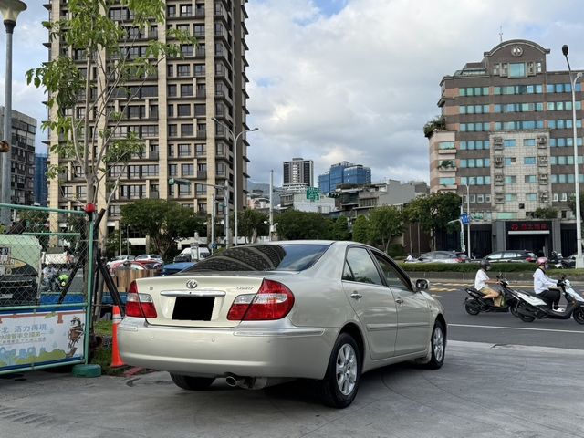 TOYOTA豐田 CAMRY  第3張相片