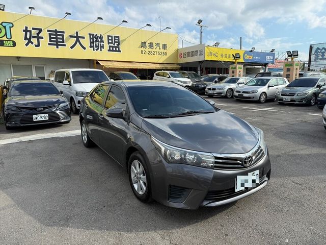 TOYOTA豐田 ALTIS  第2張相片