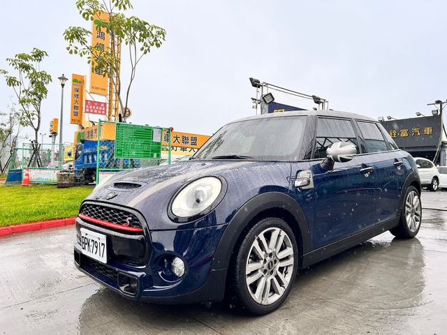 MINI迷你 MINI 5-DOOR  第2張相片