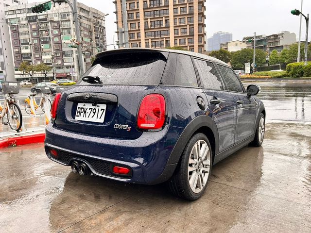 MINI迷你 MINI 5-DOOR  第5張相片