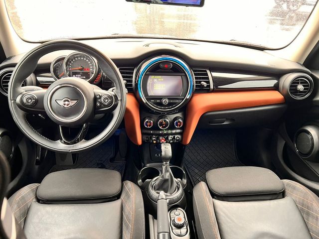 MINI迷你 MINI 5-DOOR  第8張相片