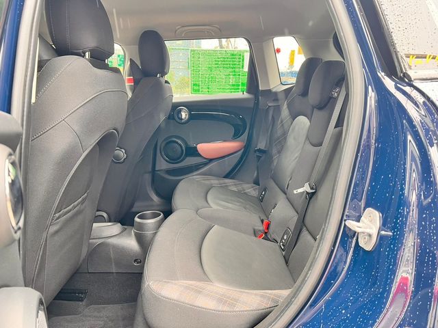MINI迷你 MINI 5-DOOR  第9張相片
