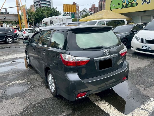 TOYOTA豐田 WISH  第3張相片