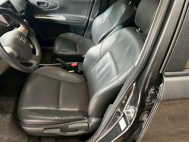 TOYOTA豐田 WISH  第5張相片