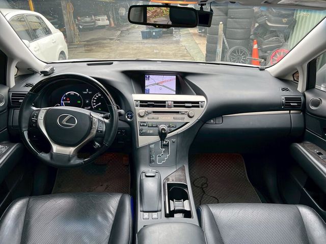 LEXUS凌志 RX450H  第13張相片