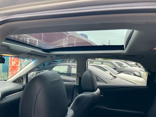 LEXUS凌志 RX450H  第14張相片